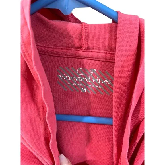 Vineyard Vines Hooded Whale Logo Back Hit Tee Shirt Melon Size M Coastal Casual - Picture 2 of 15
